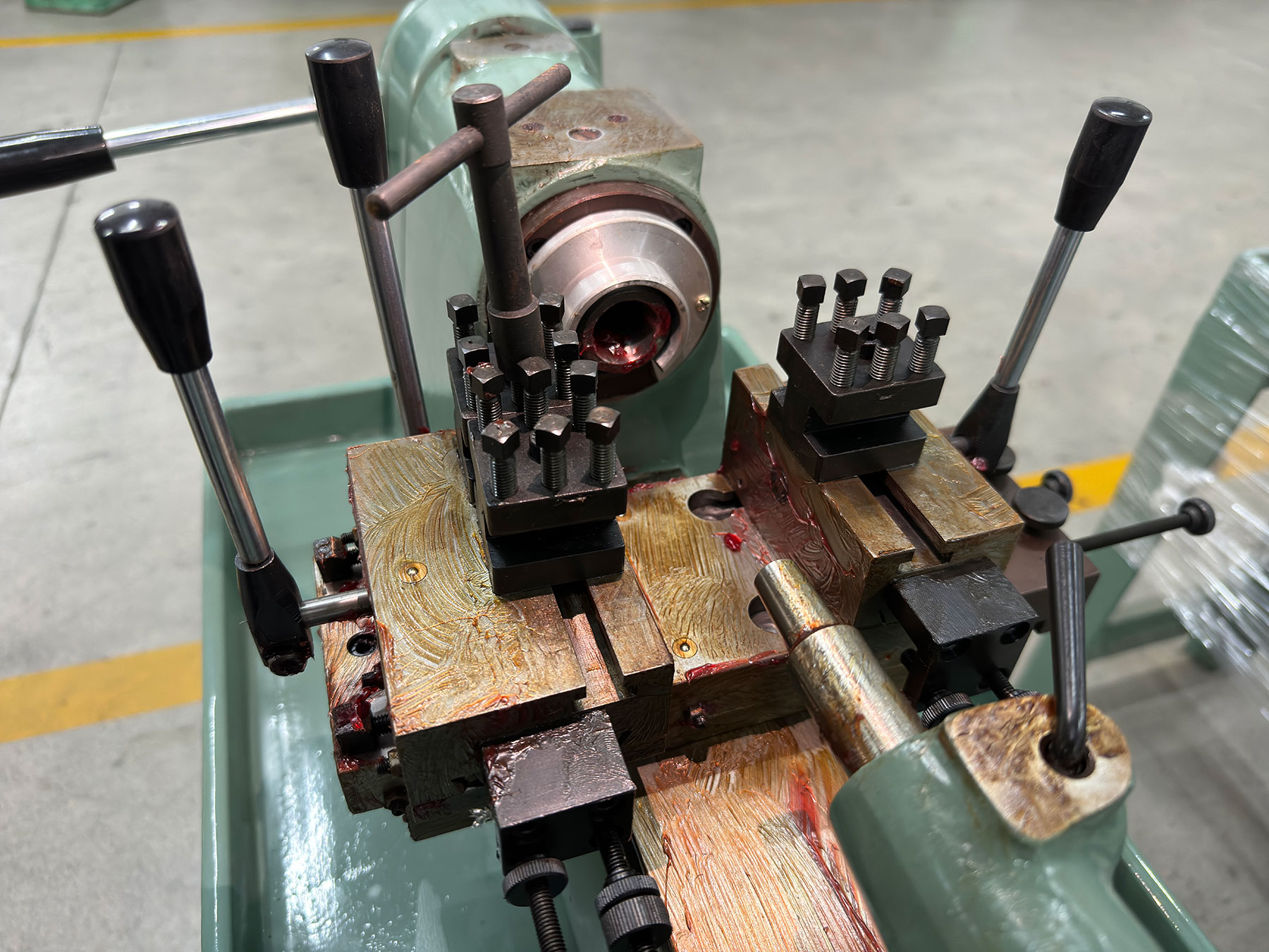 Torno de Banco Pesado KS-15, C - Ks Tools Workshop reseña y precio